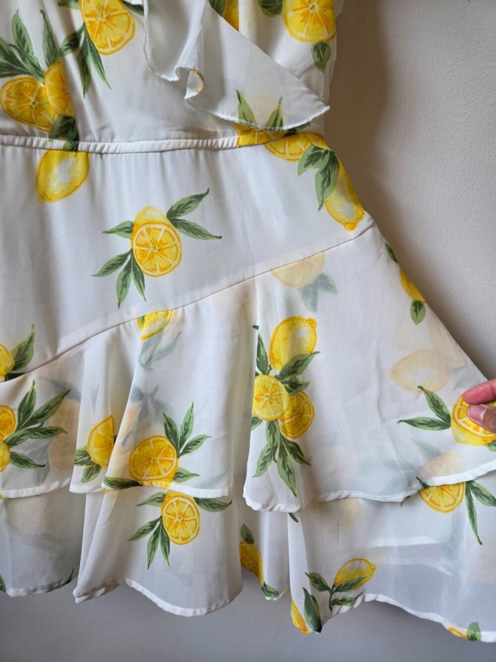 EUC LIKE NEW JAPNA SURPLICE NECK RUFFLED LAYERED TANK SHORT LEMON PRINT DRESS S - Picture 5 of 11